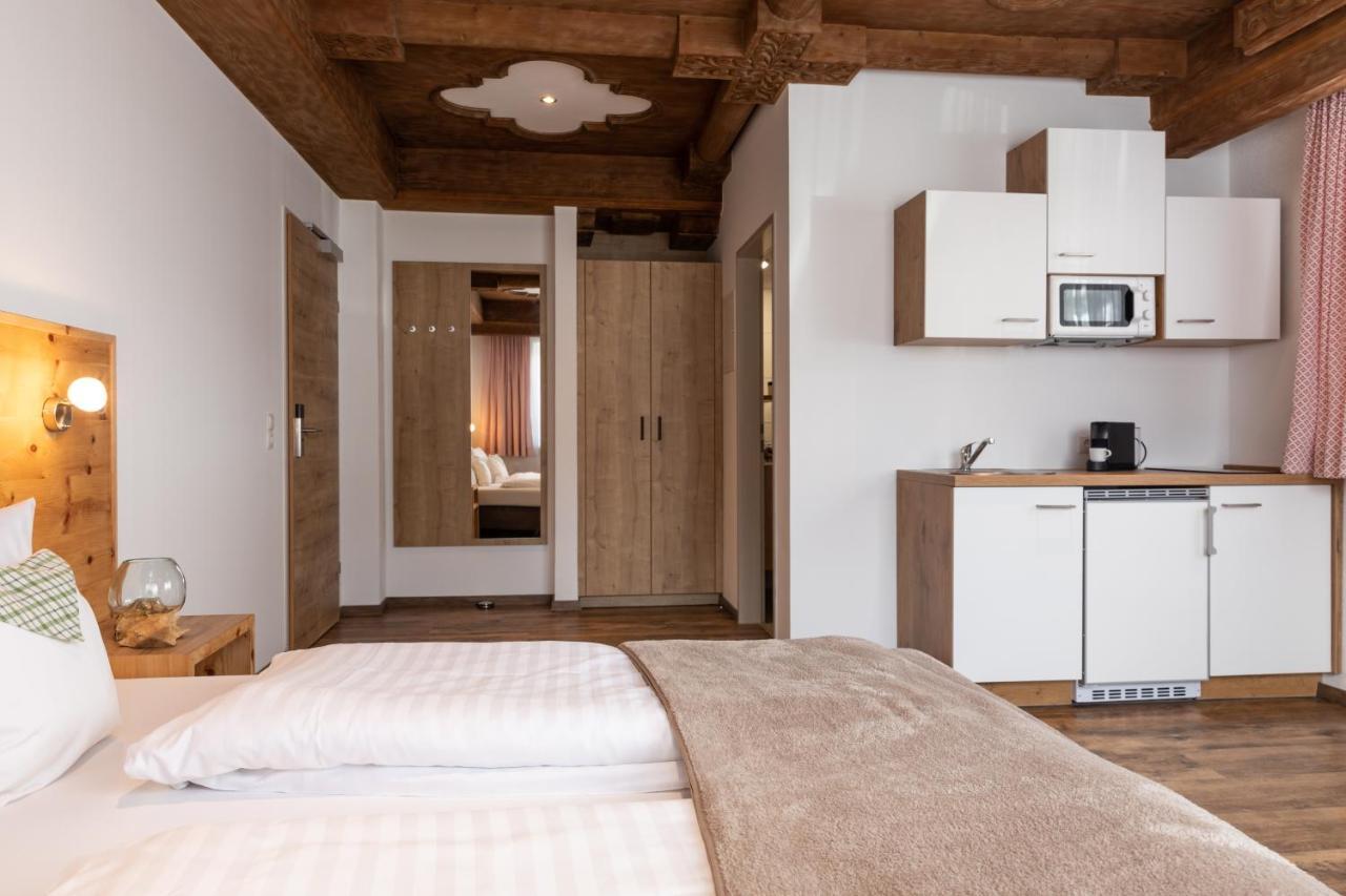 Pitztal Living Aparthotel Jerzens Buitenkant foto