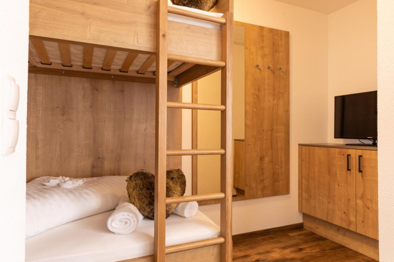 Pitztal Living Aparthotel Jerzens Buitenkant foto