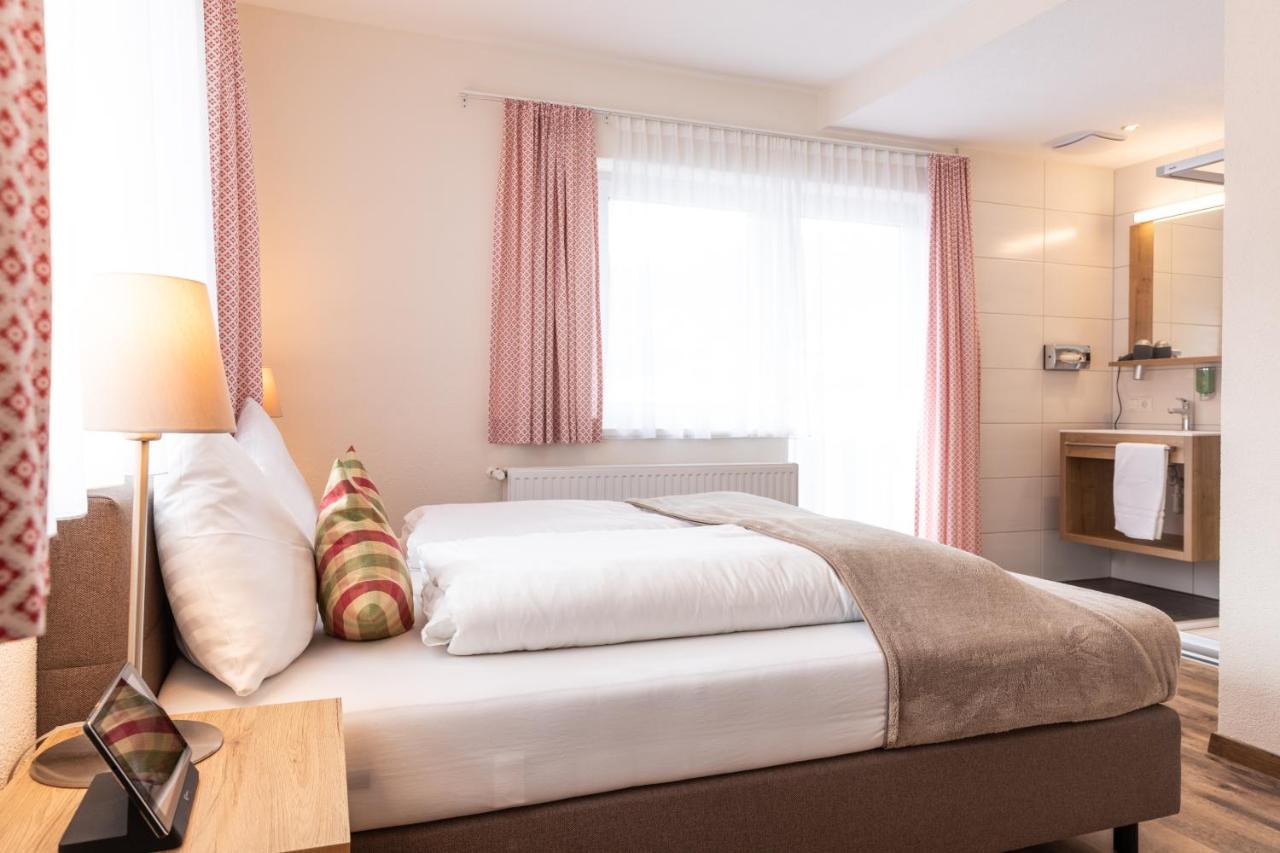 Pitztal Living Aparthotel Jerzens Buitenkant foto