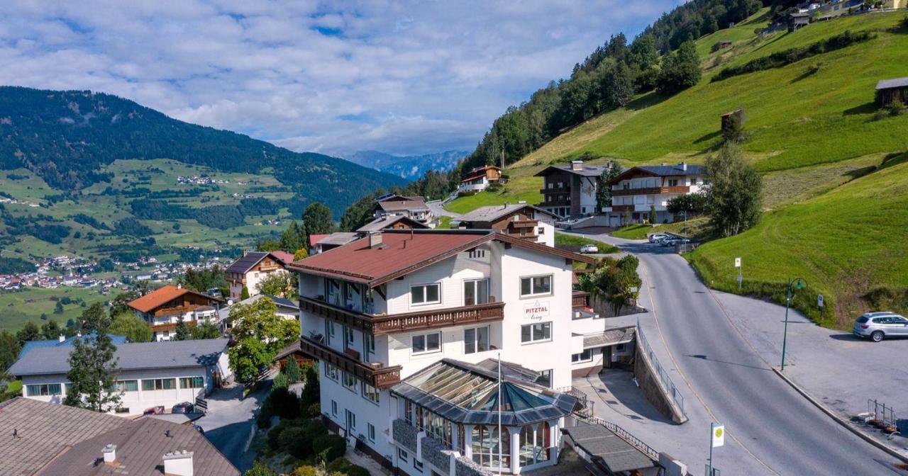 Pitztal Living Aparthotel Jerzens Buitenkant foto