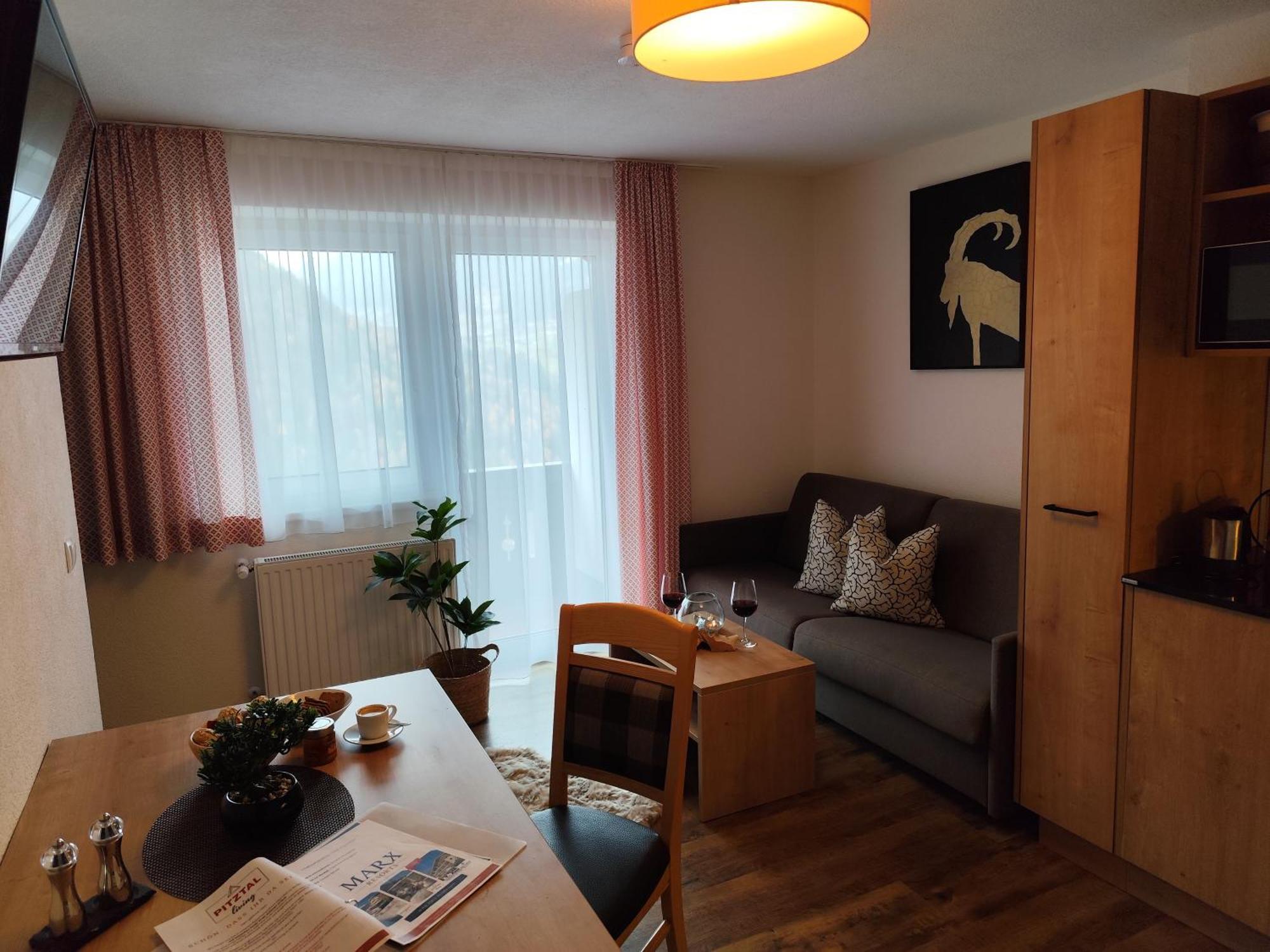 Pitztal Living Aparthotel Jerzens Buitenkant foto